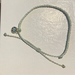 Green Pura Vida bracelet!